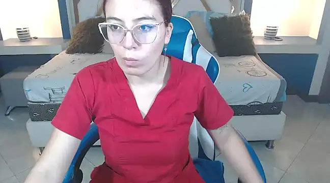 annyfischer online show from February 9, 2025, 3:22 am