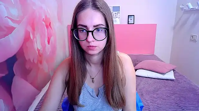 Snapshot of AliceAdams chatting on January 9, 2025, 2:07 pm AliceAdams online show from January 9, 2025, 2:07 pm