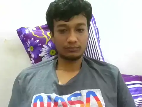 jimnail007 online show from May 13, 2026, 3:59 am