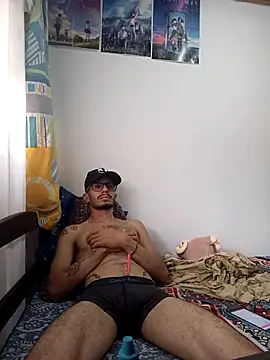 alisterxxx online show from December 22, 2024, 7:21 pm