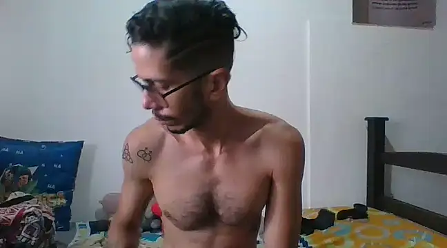 alisterxxx online show from December 26, 2024, 12:49 pm