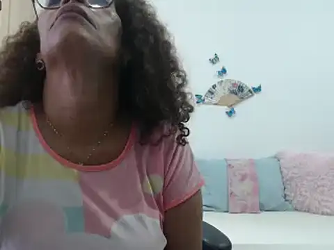 BustyMilf  online show from January 9, 2025, 3:01 pm