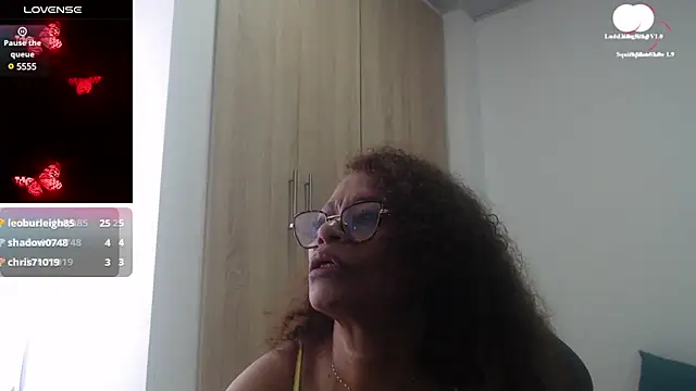 BustyMilf  online show from January 27, 2025, 4:11 pm