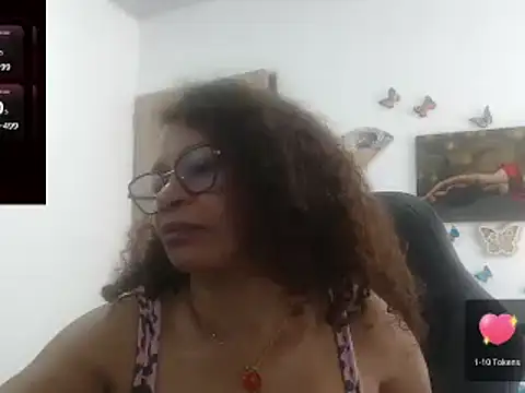 BustyMilf  online show from March 5, 2025, 6:12 pm