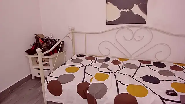 Snapshot of jessystarr chatting on October 6, 2025, 2:47 pm jessystarr online show from October 6, 2025, 2:47 pm