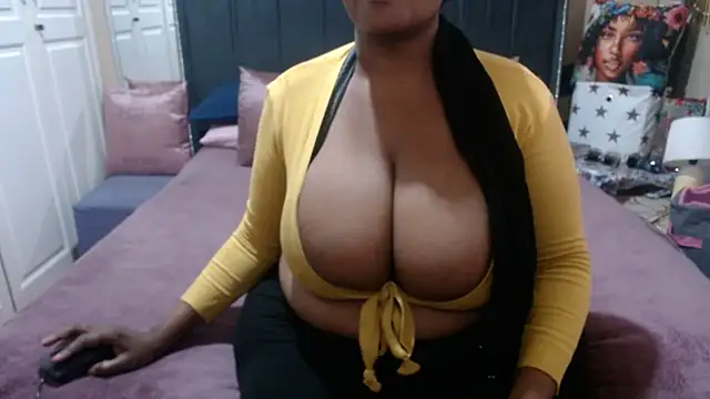 BUSTYDEE online show from October 21, 2025, 6:58 am