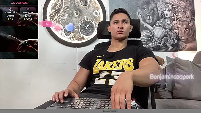 BenjaminCooperk online show from November 11, 2025, 3:06 am