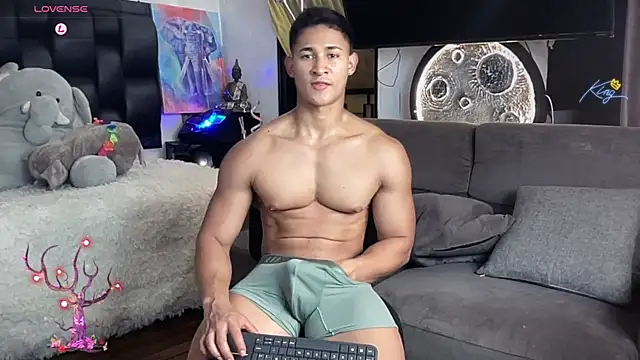 Snapshot of BenjaminCooperk chatting on May 29, 2026, 12:30 am BenjaminCooperk online show from May 29, 2026, 12:30 am