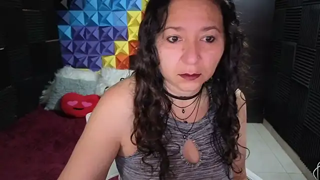 Snapshot of katifoxx chatting on October 27, 2025, 3:38 pm katifoxx online show from October 27, 2025, 3:38 pm