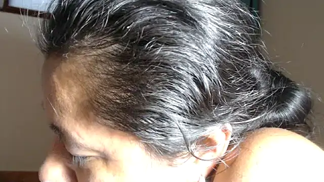 adrixxx38 online show from June 17, 2026, 7:59 pm