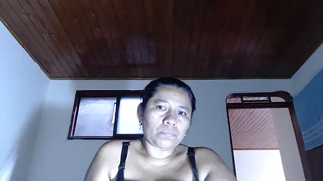 adrixxx38 online show from August 5, 2026, 7:38 pm