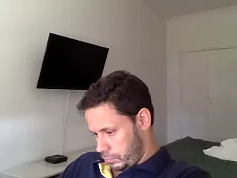 FelipeRiver online show from March 18, 2025, 2:04 pm