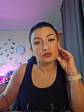 Snapshot of Hotangel75 chatting on October 30, 2025, 6:48 am Hotangel75 online show from October 30, 2025, 6:48 am