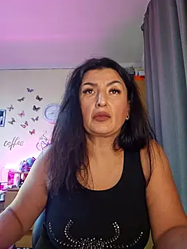 Snapshot of Hotangel75 chatting on November 1, 2025, 5:48 pm Hotangel75 online show from November 1, 2025, 5:48 pm