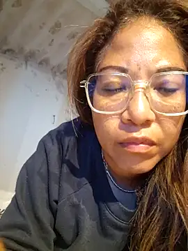 mila38 online show from May 13, 2026, 7:11 pm