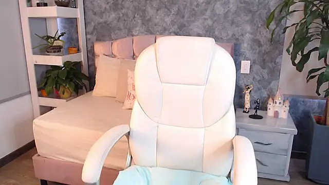 niko robin online show from September 22, 2025, 7:38 pm