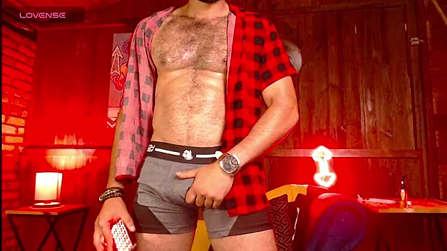 Snapshot of PedroMancini chatting on October 8, 2025, 11:30 am PedroMancini online show from October 8, 2025, 11:30 am