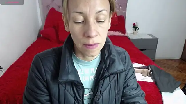 Snapshot of cristin_doll_ chatting on October 20, 2025, 9:15 pm cristin doll online show from October 20, 2025, 9:15 pm