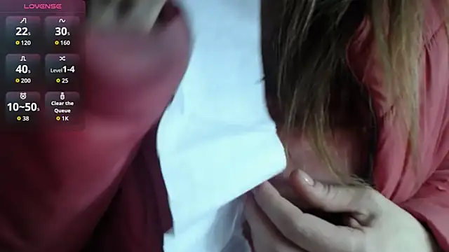 Snapshot of cristin_doll_ chatting on October 22, 2025, 9:14 pm cristin doll online show from October 22, 2025, 9:14 pm