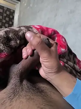 winterison online show from December 4, 2025, 3:05 am