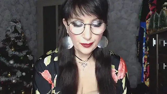 Aziza1 online show from January 3, 2025, 9:15 pm