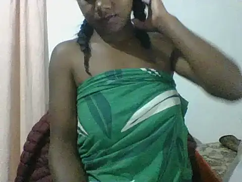 Snapshot of Hamie_sexy chatting on October 9, 2025, 3:54 pm Hamie sexy online show from October 9, 2025, 3:54 pm