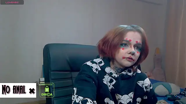 Dark  Elf online show from November 16, 2025, 10:15 pm