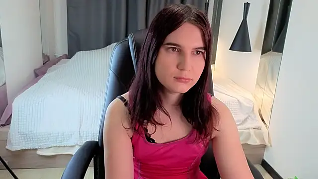 SabrinaLee online show from May 5, 2026, 5:26 am