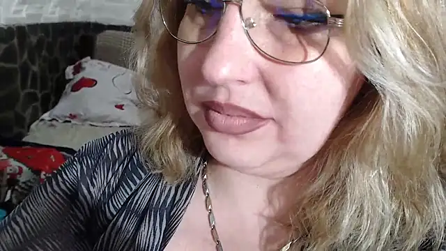 piticaforever online show from April 22, 2026, 3:46 pm