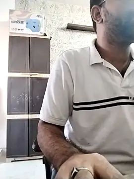 hotindianstud online show from September 22, 2025, 11:12 am