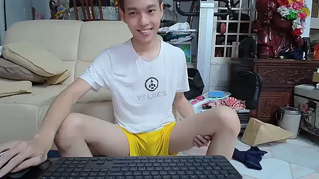 andrewooi online show from January 7, 2025, 1:24 pm