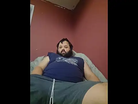 Snapshot of Strongbutgentle36 chatting on February 18, 2026, 7:04 am Strongbutgentle36 online show from February 18, 2026, 7:04 am