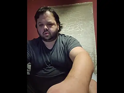 Snapshot of Strongbutgentle36 chatting on April 3, 2026, 5:49 am Strongbutgentle36 online show from April 3, 2026, 5:49 am