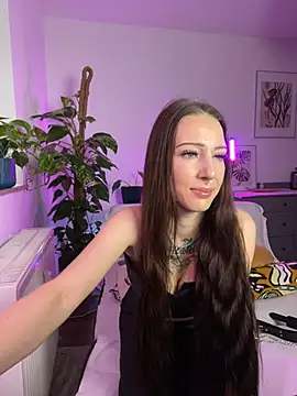 Trixie-Tainted online show from December 9, 2024, 7:39 pm
