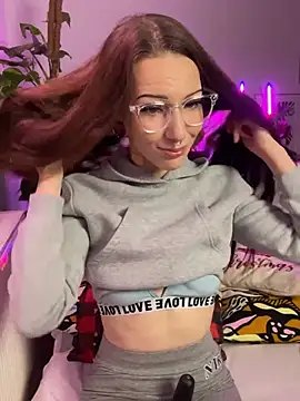 Trixie-Tainted online show from January 3, 2025, 2:08 pm