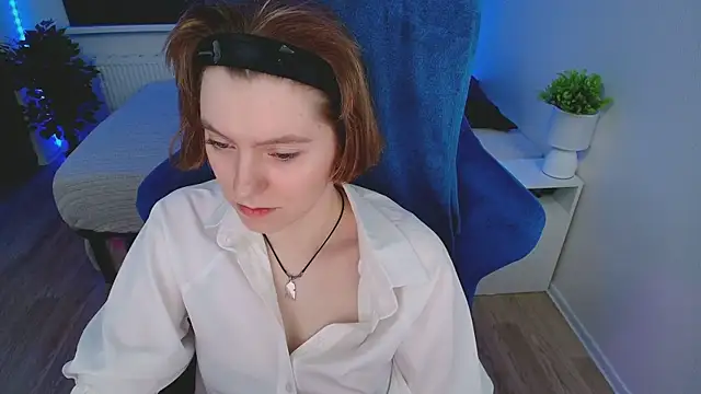CranberryHot online show from February 26, 2025, 8:22 pm