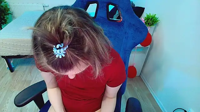 CranberryHot online show from October 21, 2025, 7:42 am