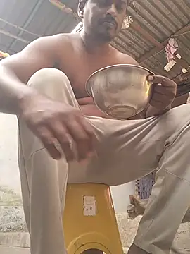 Snapshot of rohanhotguy chatting on March 9, 2026, 3:10 am rohanhotguy online show from March 9, 2026, 3:10 am