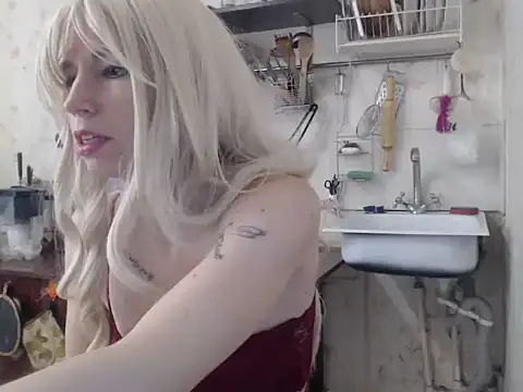 Snapshot of mimimi28 chatting on January 22, 2025, 5:05 am mimimi28 online show from January 22, 2025, 5:05 am