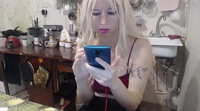 Snapshot of mimimi28 chatting on January 29, 2025, 1:38 pm mimimi28 online show from January 29, 2025, 1:38 pm