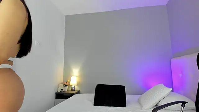 Snapshot of NataliaBuiles chatting on February 1, 2025, 7:23 pm NataliaBuiles online show from February 1, 2025, 7:23 pm
