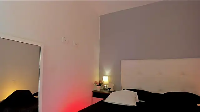 Snapshot of NataliaBuiles chatting on February 17, 2026, 11:18 am NataliaBuiles online show from February 17, 2026, 11:18 am