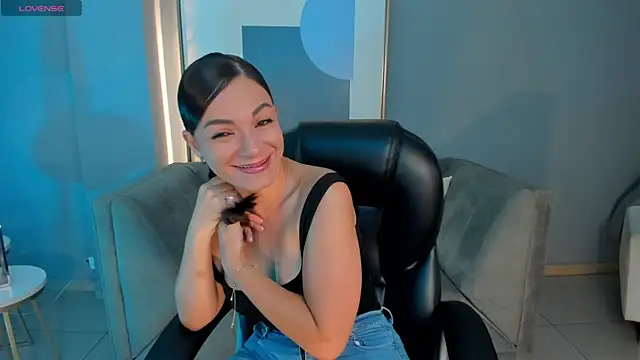 Snapshot of MorganHicks chatting on February 13, 2026, 7:10 pm MorganHicks online show from February 13, 2026, 7:10 pm