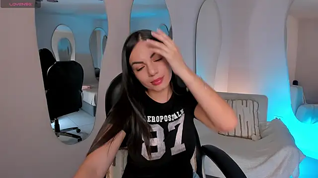 Snapshot of MorganHicks chatting on February 18, 2026, 7:54 pm MorganHicks online show from February 18, 2026, 7:54 pm