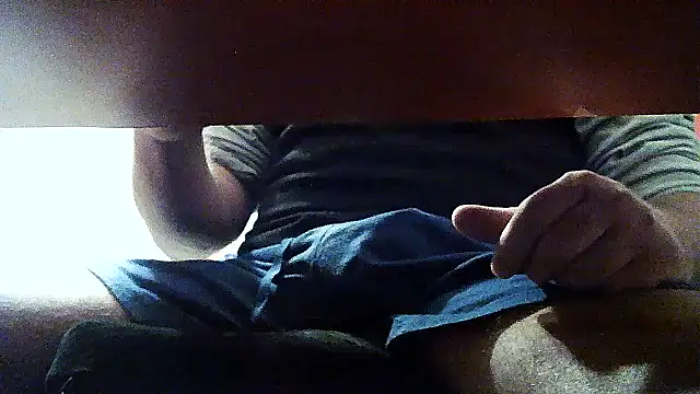 Snapshot of opreatiby chatting on November 19, 2025, 4:40 pm opreatiby online show from November 19, 2025, 4:40 pm