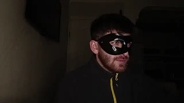 Snapshot of Bullish chatting on January 12, 2025, 10:54 pm Bullish online show from January 12, 2025, 10:54 pm