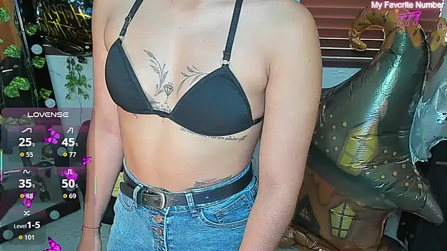 DestinyHills online show from March 21, 2026, 12:32 pm