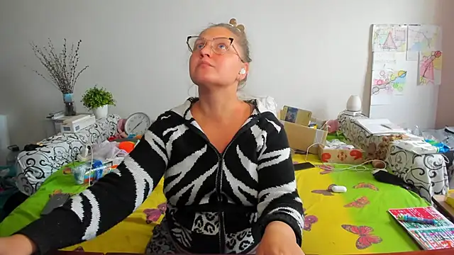 IamYourNarcotic online show from October 26, 2025, 11:16 am