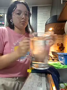 Snapshot of linda-schmidt chatting on December 1, 2024, 11:25 pm linda-schmidt online show from December 1, 2024, 11:25 pm