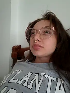 Snapshot of linda-schmidt chatting on December 8, 2024, 10:14 pm linda-schmidt online show from December 8, 2024, 10:14 pm